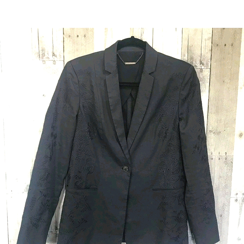 ELIE TAHARI Bonnie Sz 2 Navy Embroidered Blazer